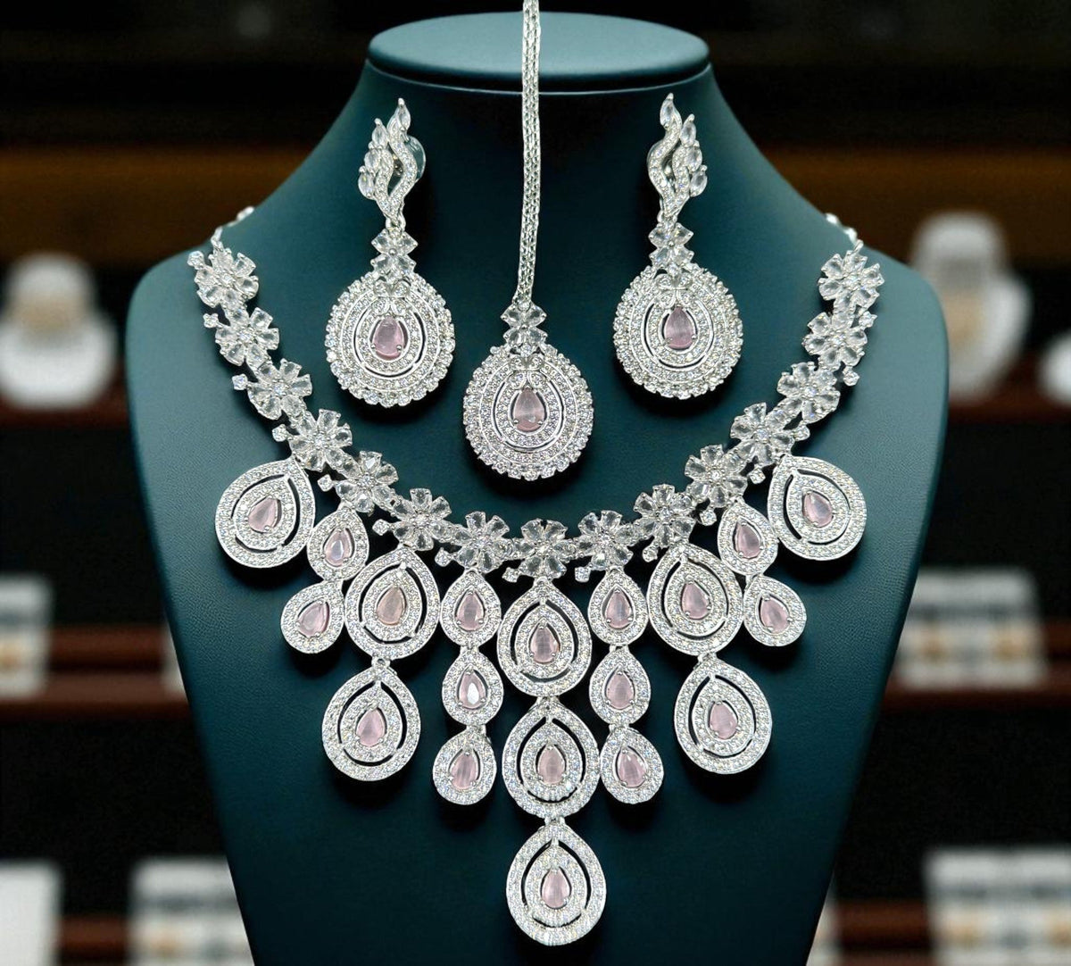 Wedding Teardrop Floral CZ Choker Earring Maangtikka Set For Women