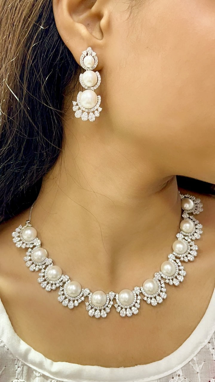 Classic Pearl & Zircon Sparkle Necklace Set – Elegant Party Wear Jewelry for Women