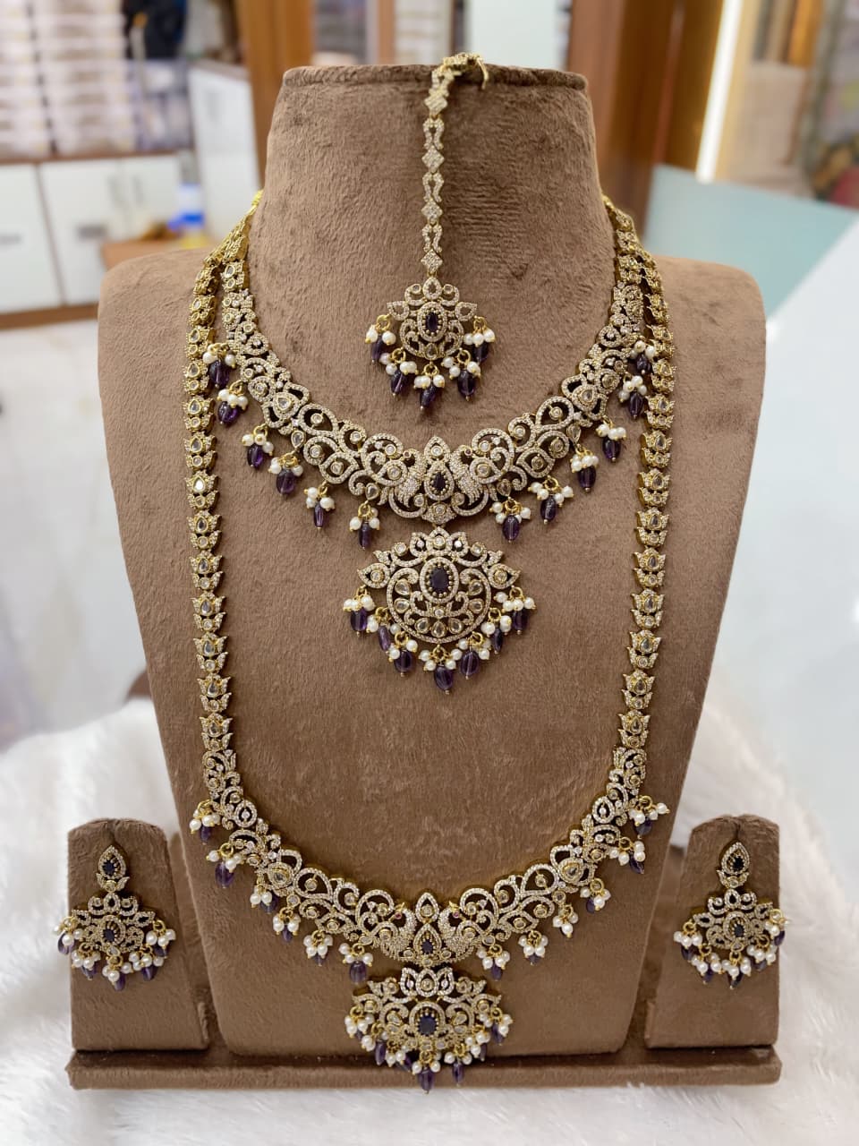 Golden Purple Bridal Complete Set – Royal Kundan & Pearl Wedding Jewelry