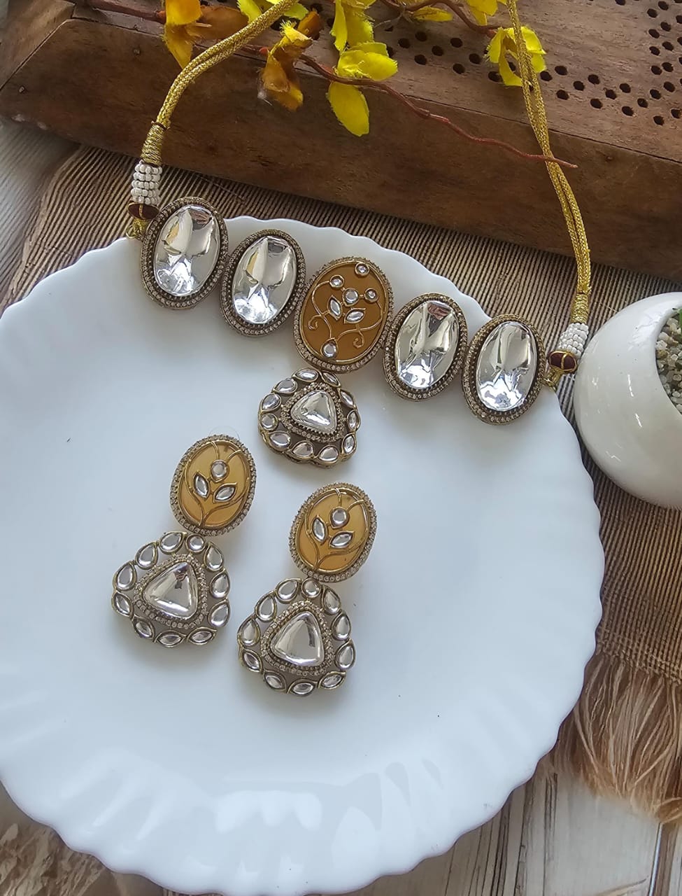 Celebrities Inspired Kundan Choker Earrings Traditional Jewelry Set