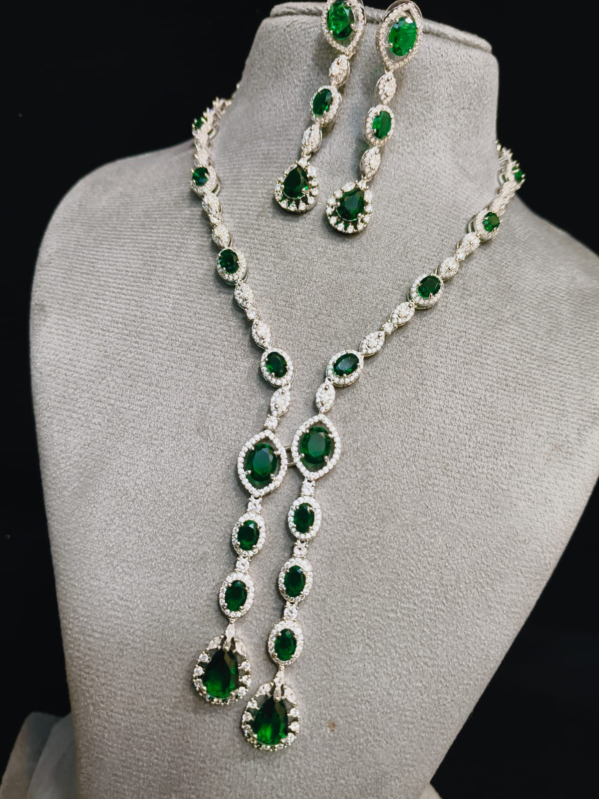 Indian Statement Bridal AD Silver Plated Necklace Earring Set For Wedding