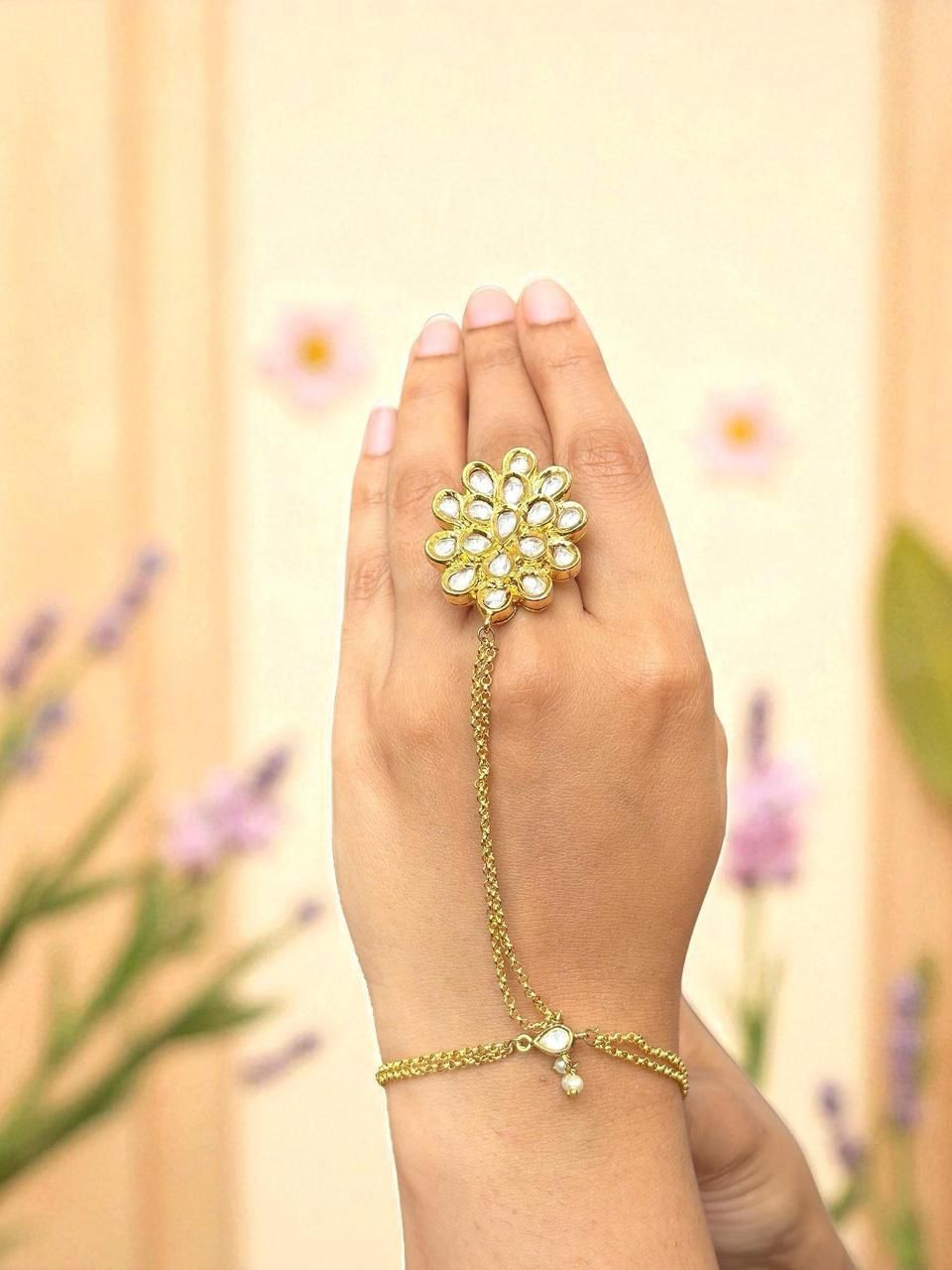 Kundan Floral Haathphool with Gold-Tone Chain | Indian Jewellery | Bridal Haathphool Jewelry Indian Haathphool Set