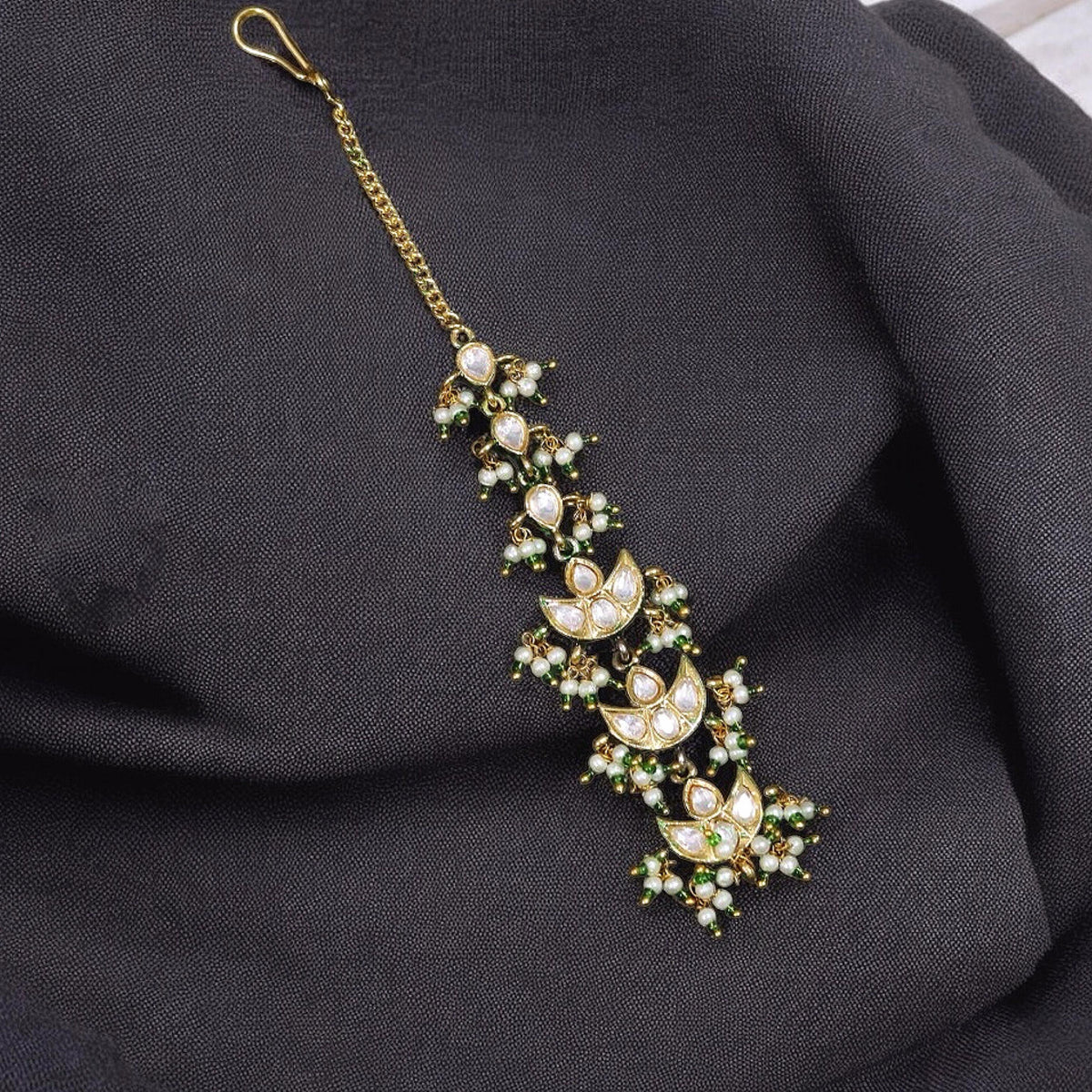 Bridal Maangtikka With Flower Design For Women