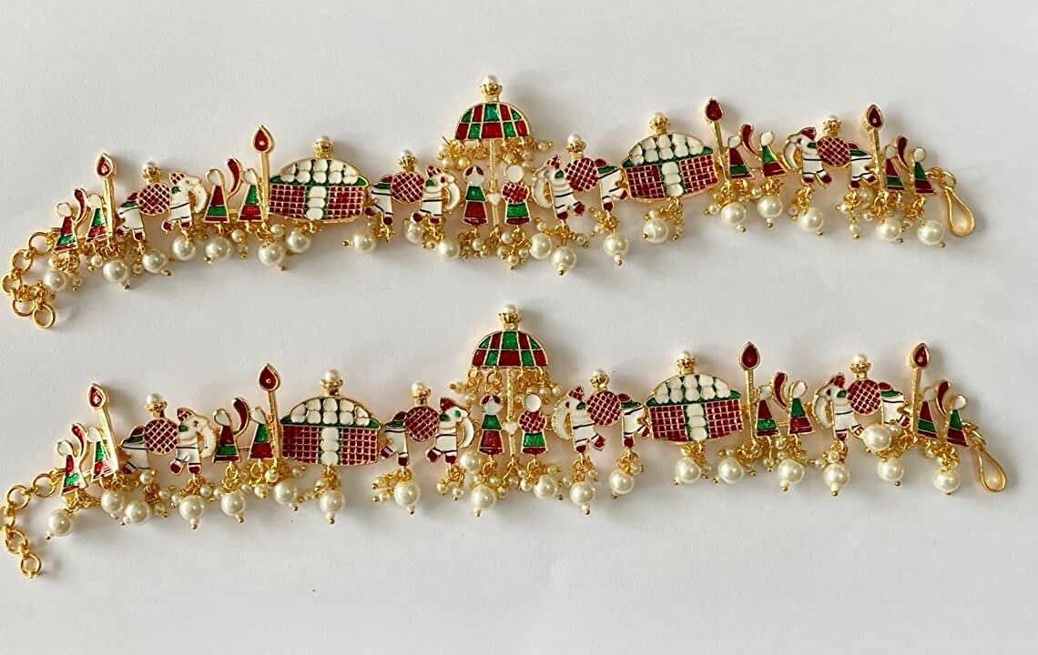 Traditional Gold Plated Pair of Anklets Doli Payal with hanging pearls barefoot jewellery, Rajasthani/Rajwari Gold Plated Payal for bride