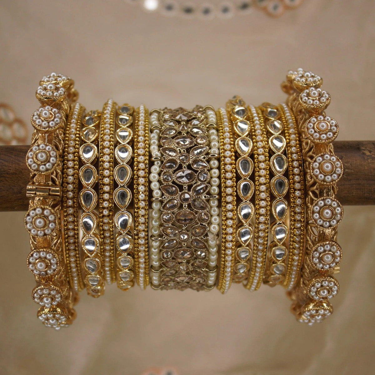 Gold Ranisa Bangle Set with Kundan pearl kada, Bridal bangles, Bridal Choora Set Wedding Eid Karwachauth Navratri Bollywood Choora