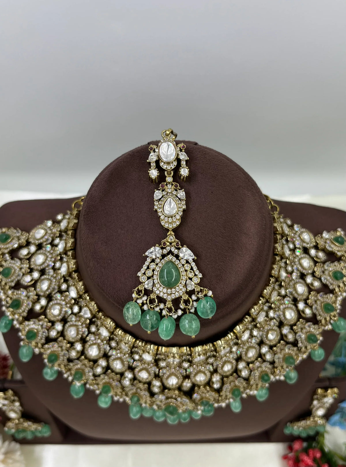 Antique Premium Moissanite Kundan Necklace Set with Earrings & Maang Tikka – Bridal & Party Jewelry