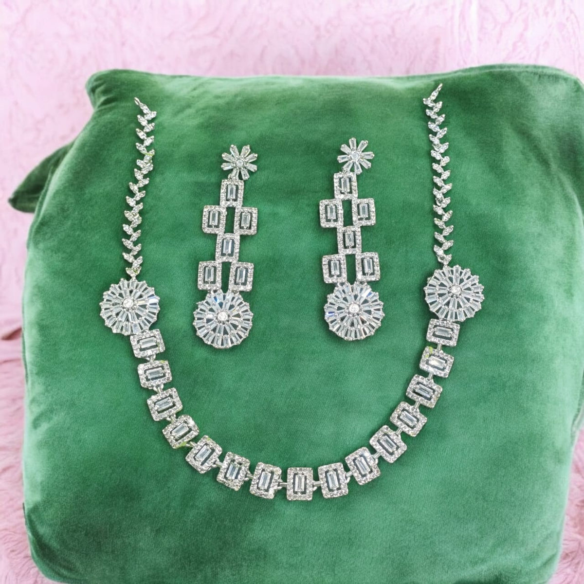 Glamorous Lahori Kundan Pearl Necklace Earrings Set, Pakistani Silver Pearl Necklace Set, Pakistani Kundan Jewelry Set, Kundan Jewelry Set