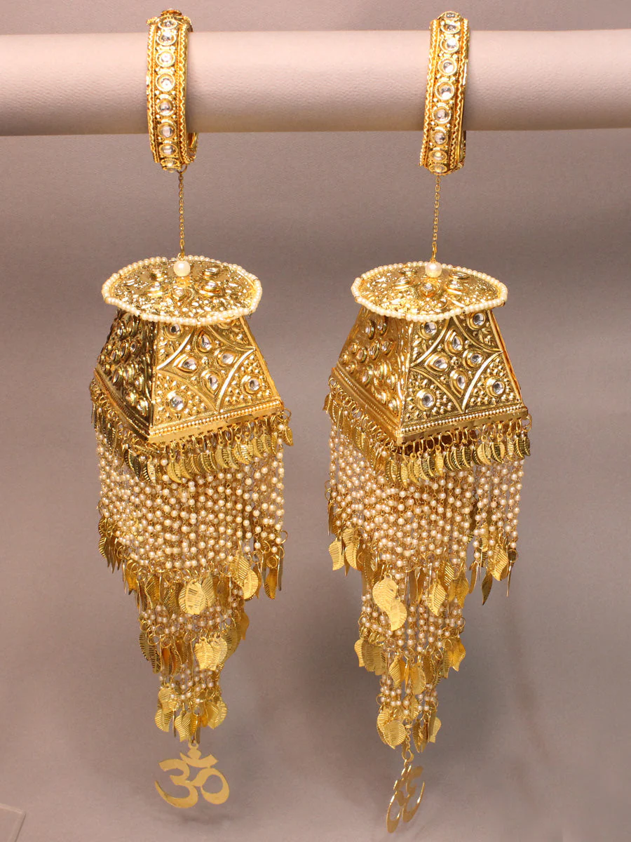 Exquisite Temple Gold Kaleere Indian Jewelry Set, Indian Temple Inspired Haathphool Set, Golden Traditional Kaleere Set, Pakistani Kaleere Set