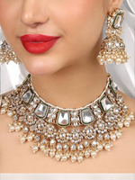 Meenakari Pearl Beaded Indian jewellery Set, Choker Earrings Maangtika Set, Kundan Necklace Mangtika set, Earrings Mangtika Set, Indian Jewelry Set, Pakistani Pearl Choker, Bridal Necklace Earrings Mangtika Set