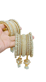 Beautiful Golden Stone Bangle Set – Premium Quality Traditional Jewelry