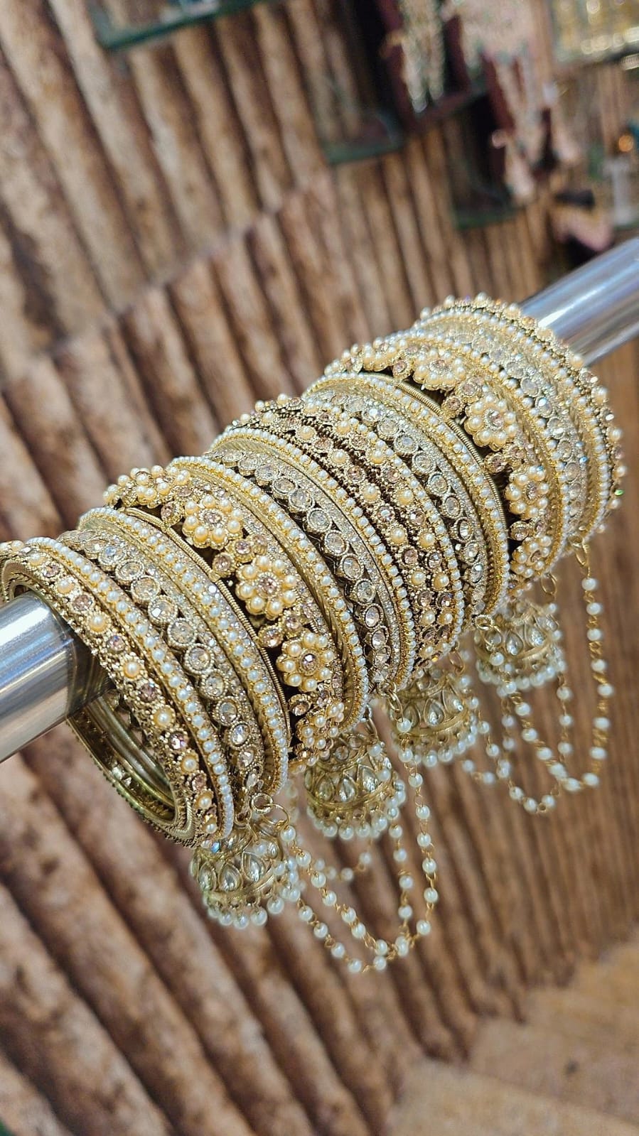 Moti Jhumar Stone Bangles Set with Elegant Copper Touch