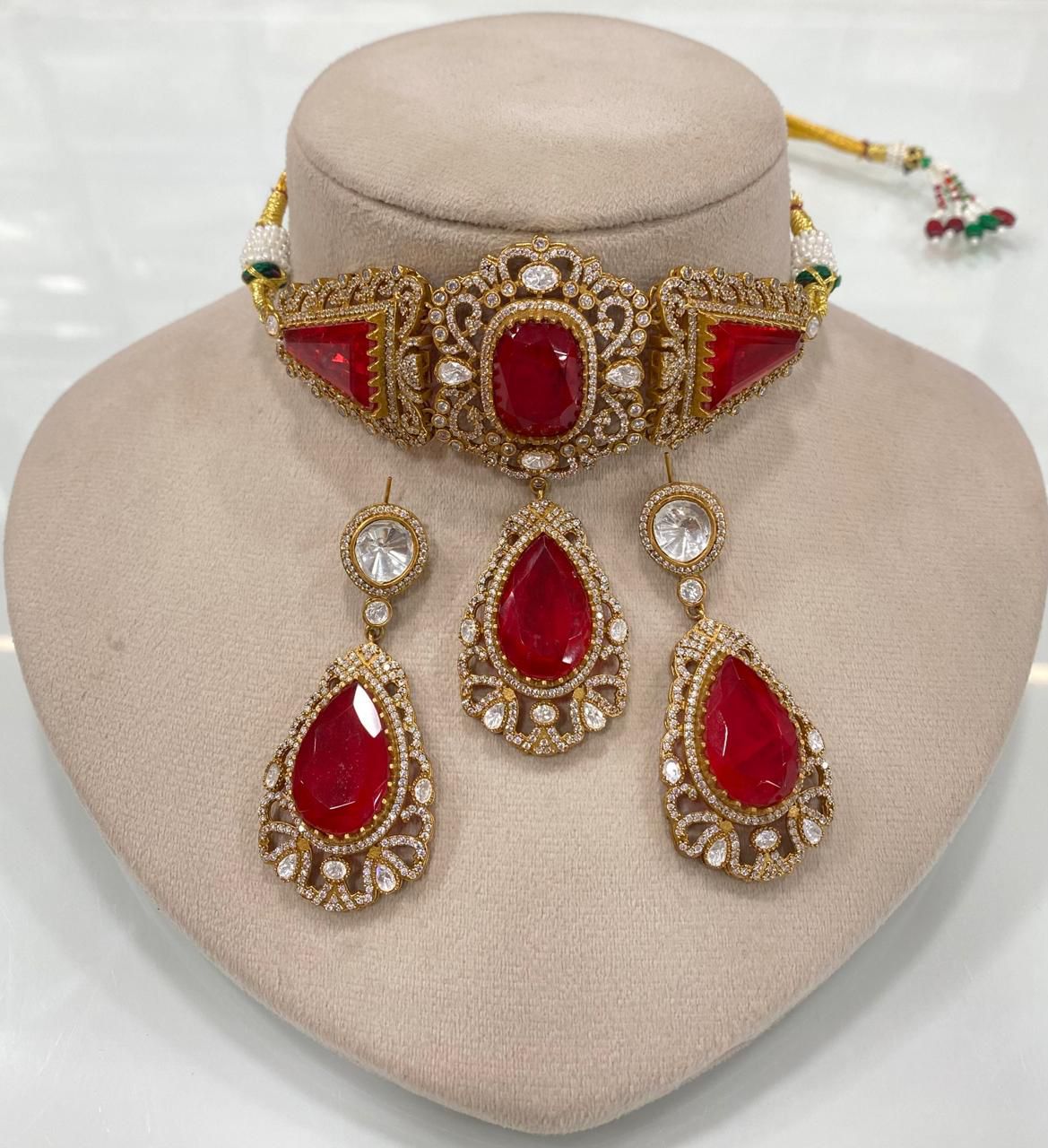 Sparkling Luxurious Polki Choker Drops Earrings Set, Polki Necklace Earrings, Indian Bridal Jewelry, Polki Statement Wedding Set, Polki Bridal Necklace Set, Polki Jewelry Set, Polki Choker Set, Polki Earrings Set