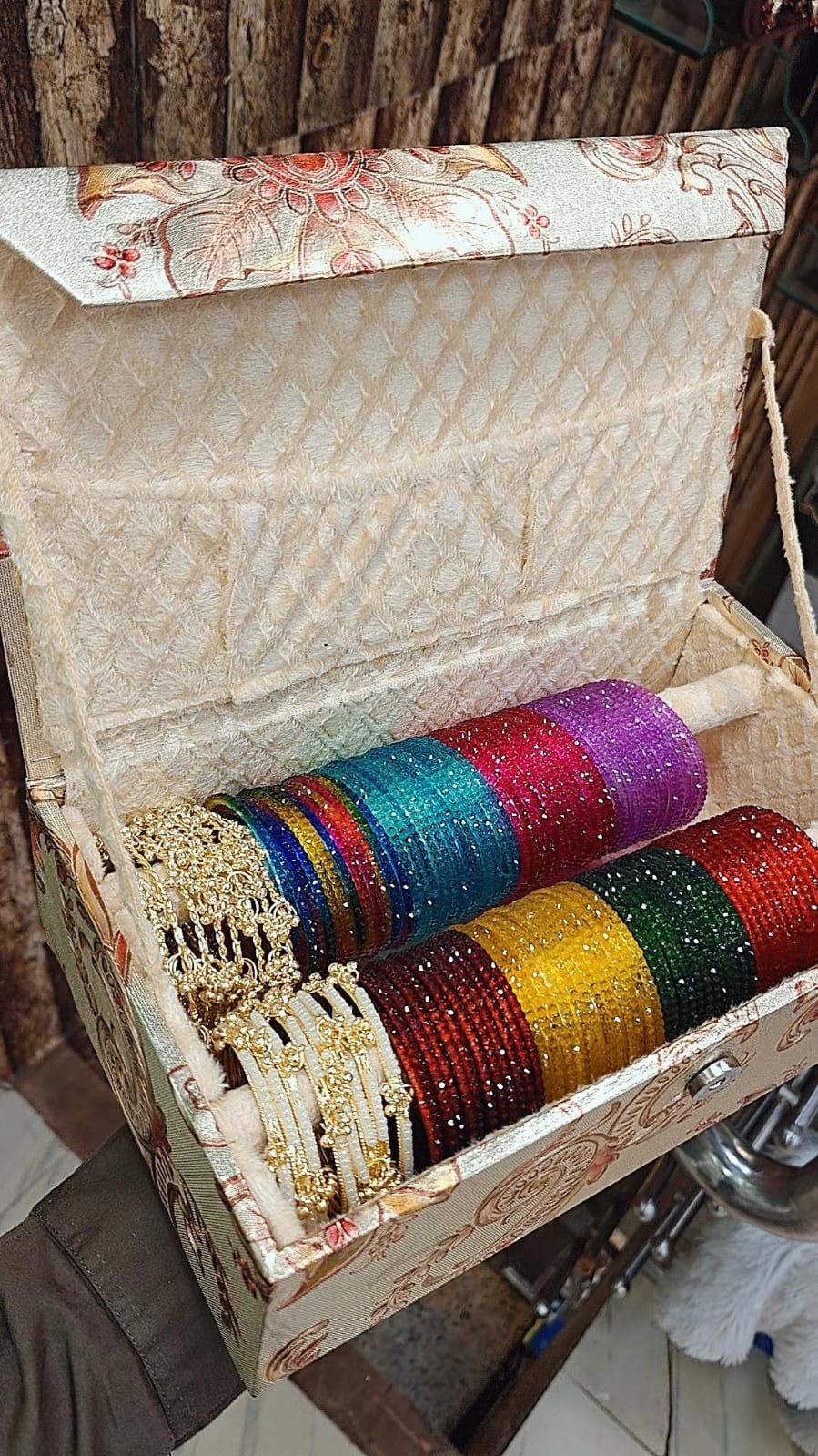 Flower Bangles Kasmiri Ghungru Combo Box – All-in-One Bridal & Festive Collection
