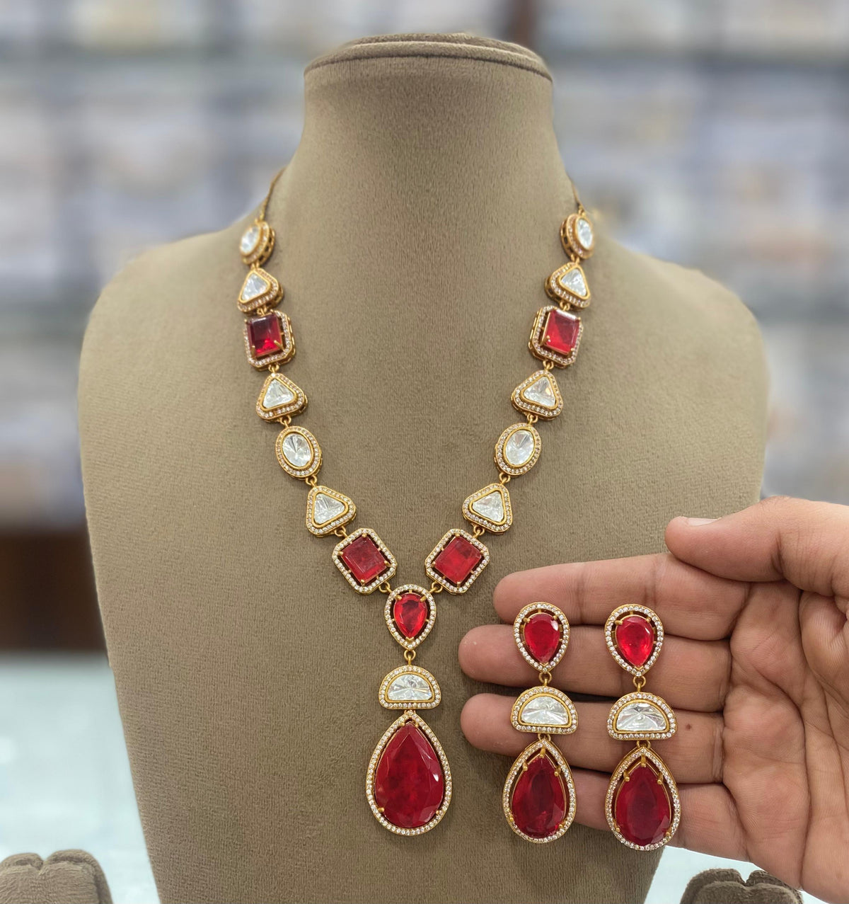 Teardrop Polki Statement Necklace Earrings Set, Teardrop Polki Jewellery, Teardrop Necklace Set, Polki Celebrities Jewellery