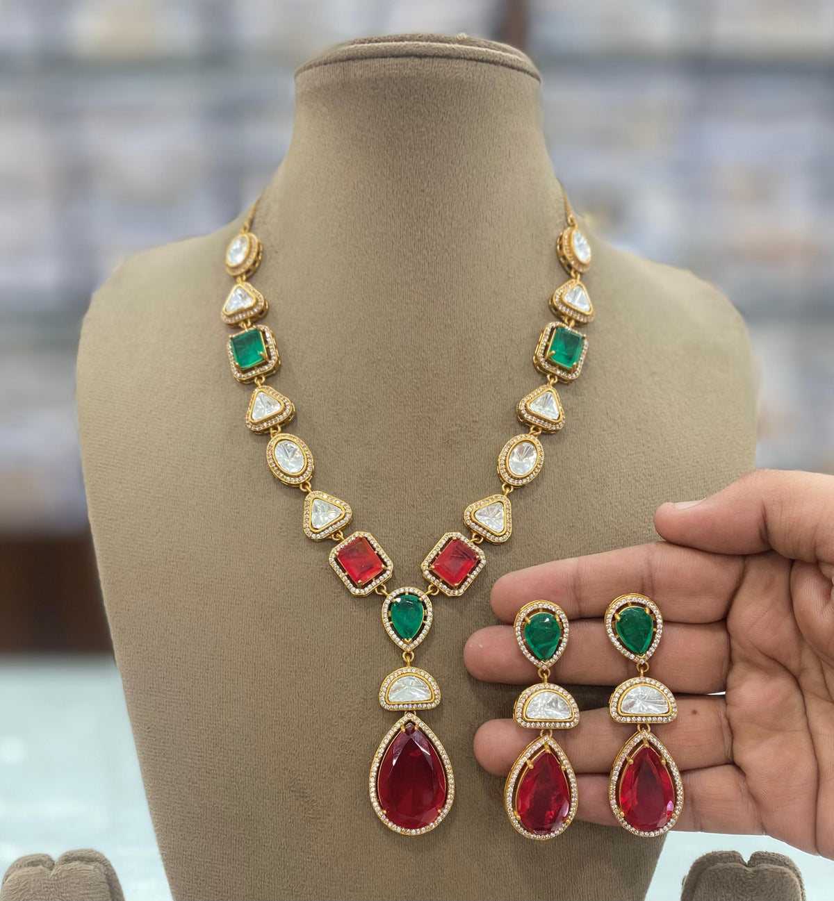 Teardrop Polki Statement Necklace Earrings Set, Teardrop Polki Jewellery, Teardrop Necklace Set, Polki Celebrities Jewellery