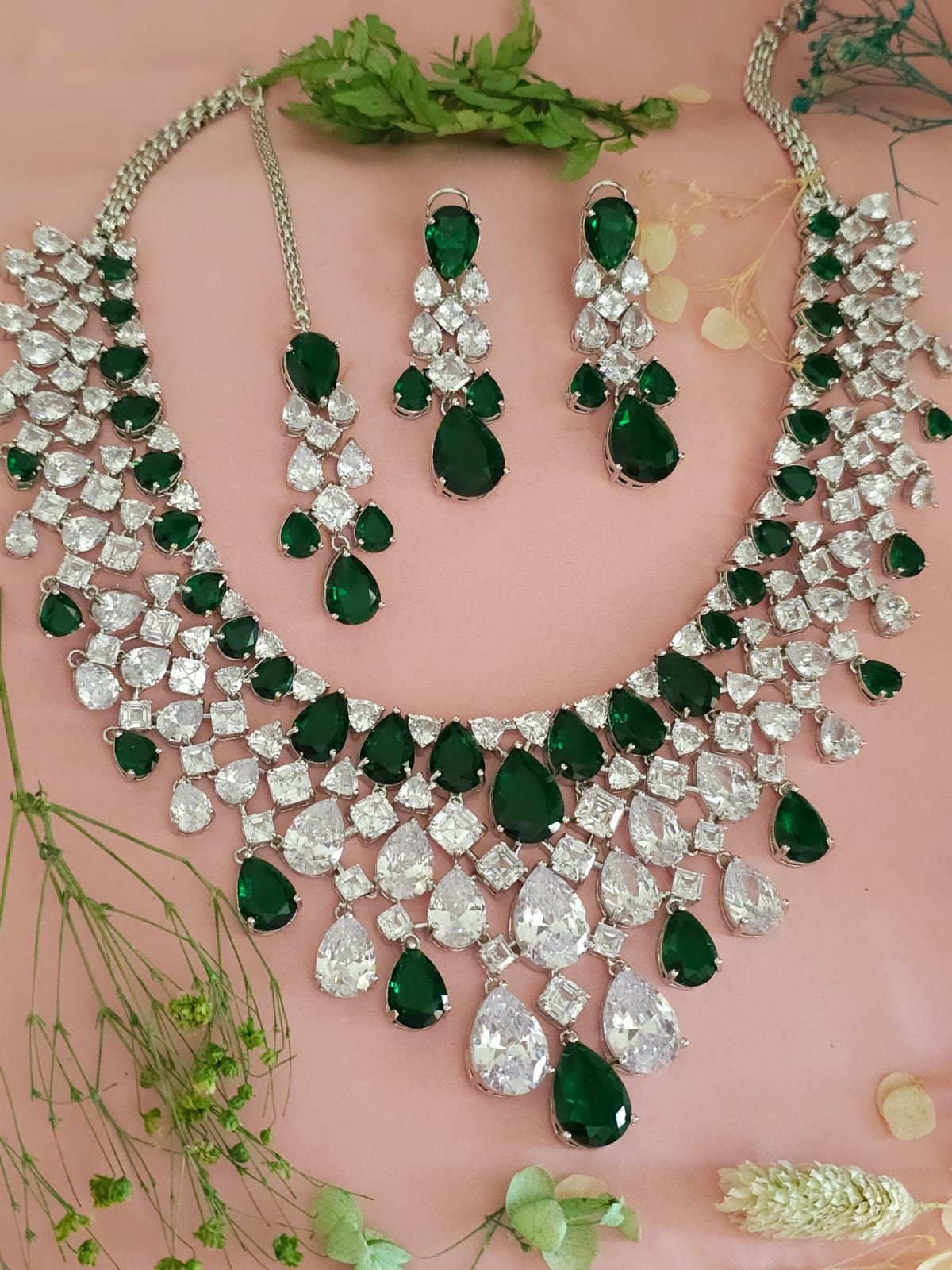 Celebrity Inspired AD Stones Necklace Earrings Maangtika Set, Bollywood Wedding Jewelry, Bollywood Necklace Set, American Diamond Necklace Set, Bollywood Jewelry Set