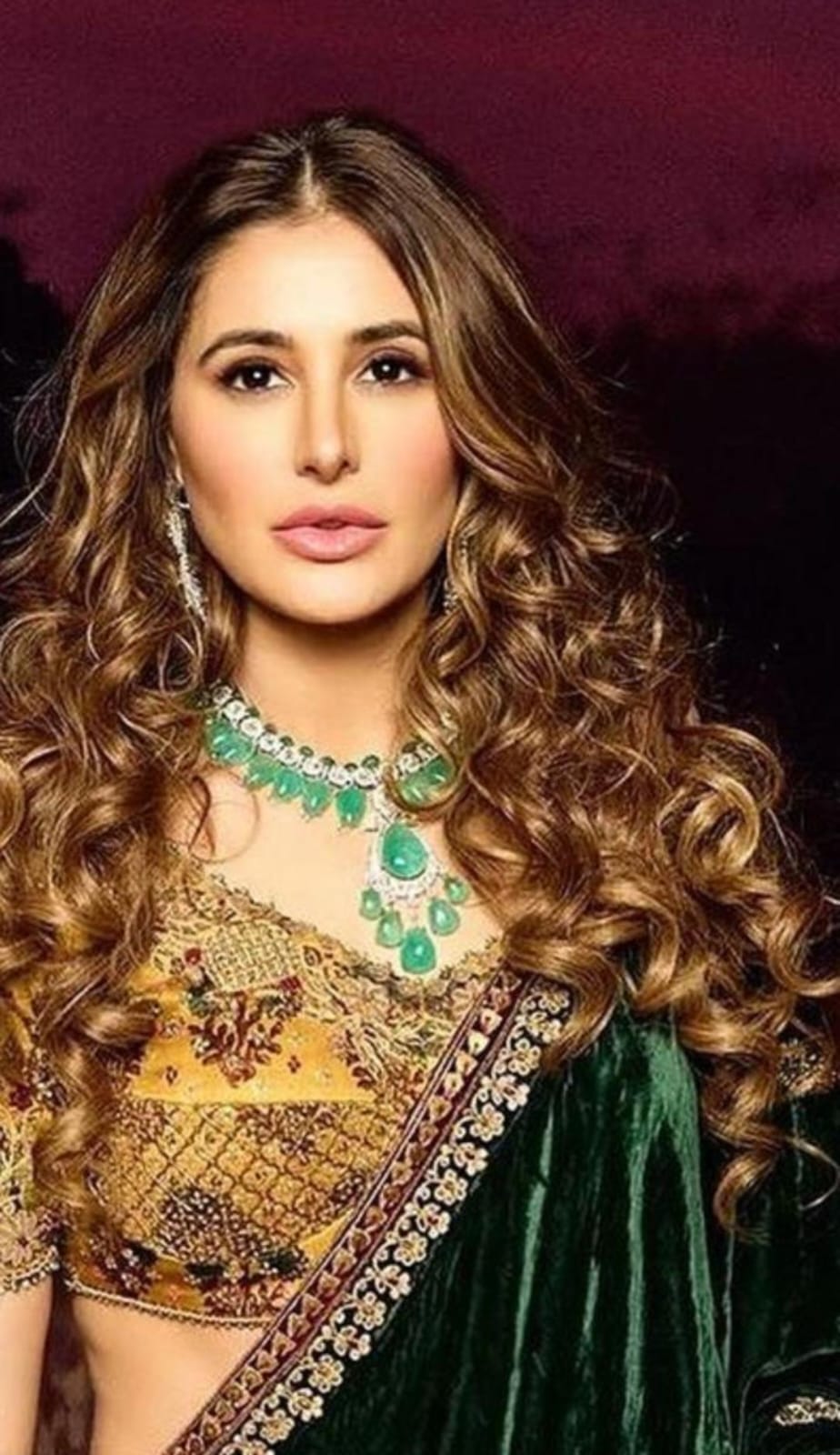Nargis Fakhri Inspired Mint Polki Necklace Earrings Set, Nargis Fakhri Polki Necklace Set, Nargis Fakhri Jewelry Set, Bollywood Mint Jewelry Set, Celebrity Polki Necklace Set, Nargis Fakhri Designed Jewelry