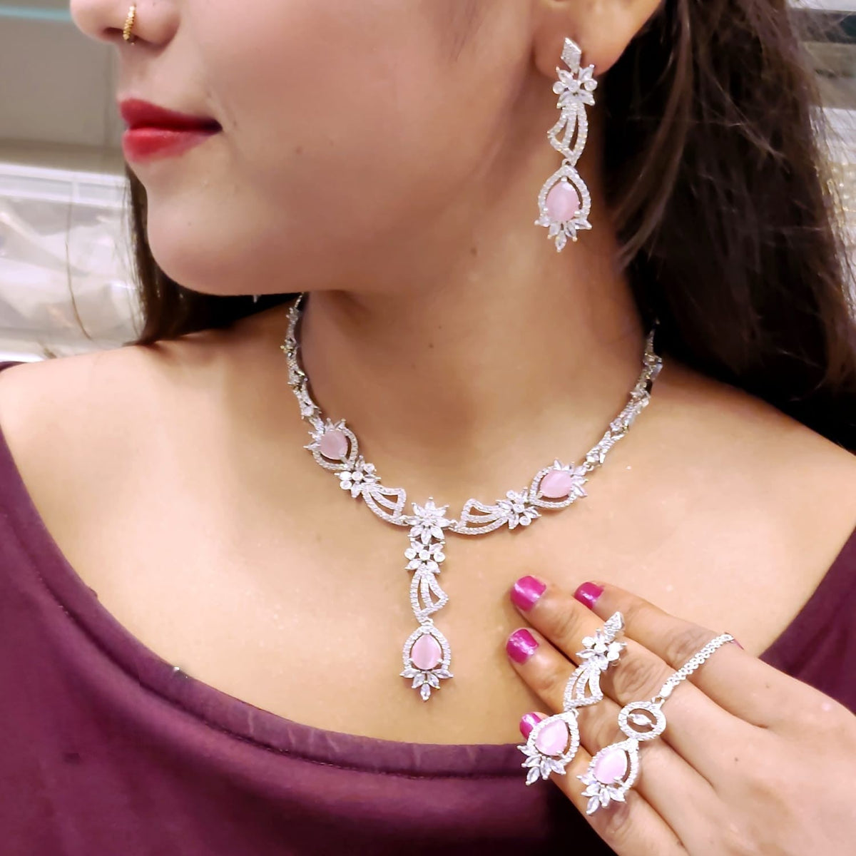 Luxurious Floral CZ & Black Teardrop Bridal/Party Jewelry Set