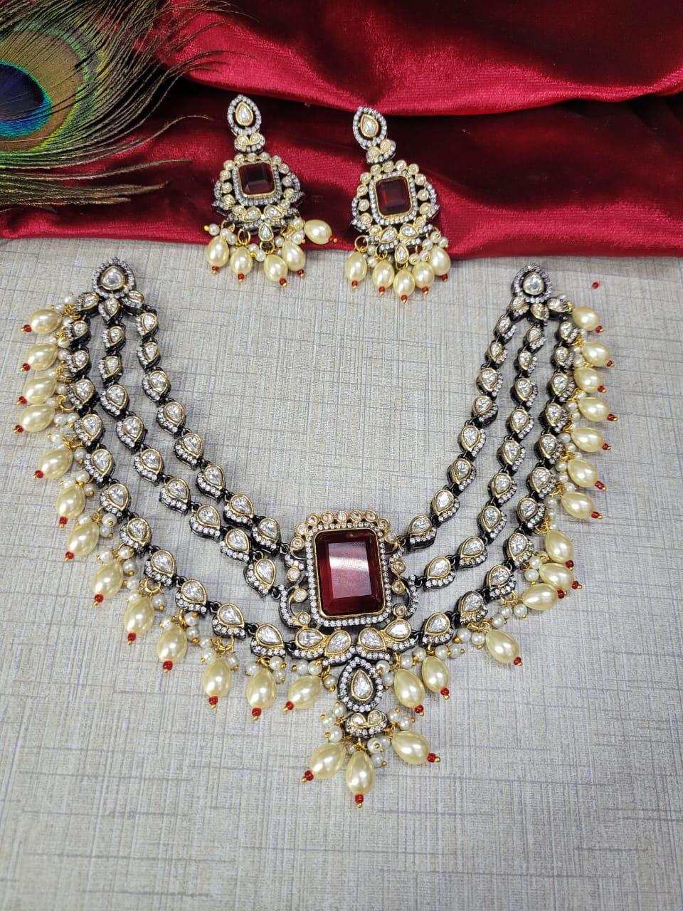 Premium Royal Emerald Kundan Choker Necklace Set with Pearls