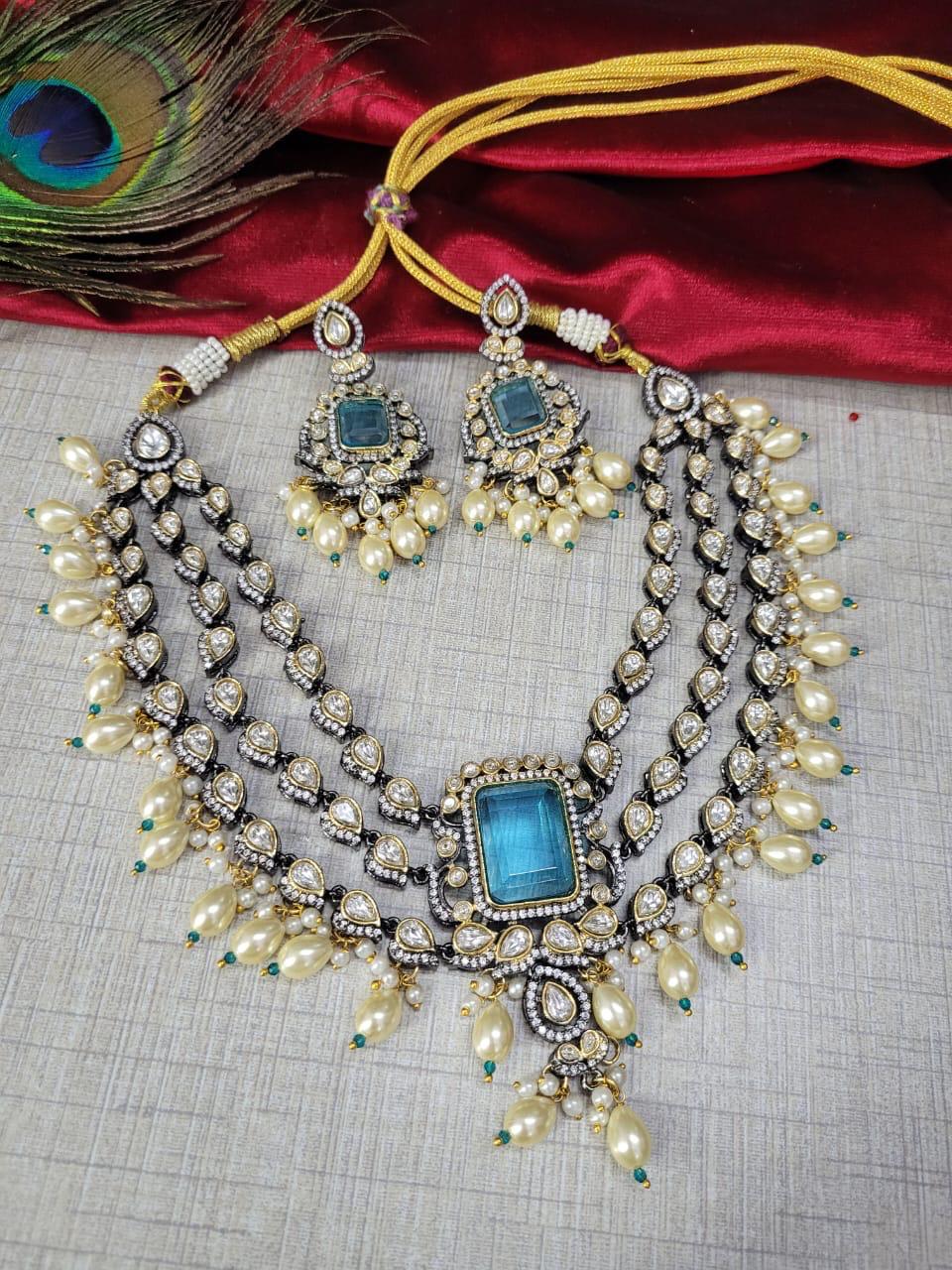 Premium Royal Emerald Kundan Choker Necklace Set with Pearls