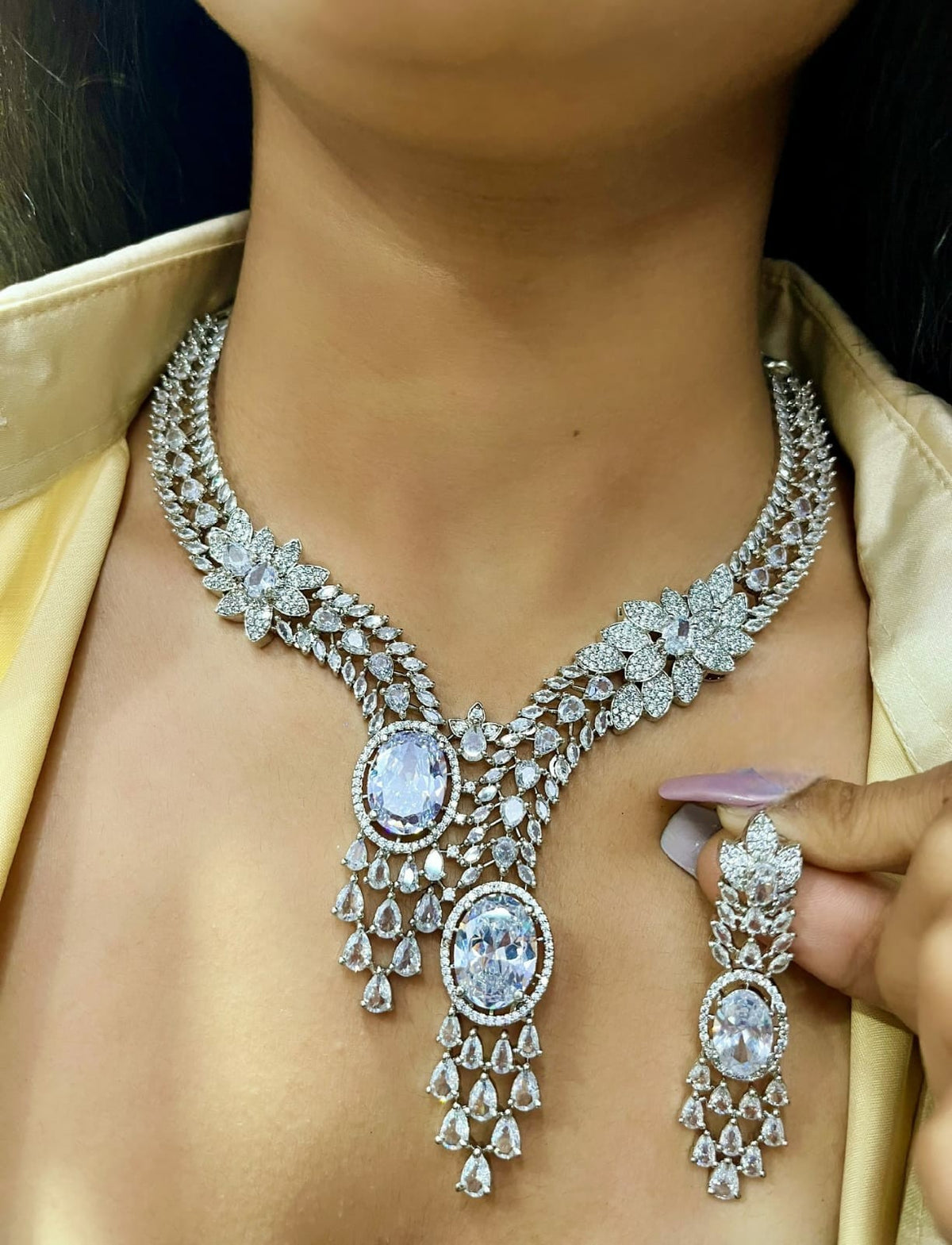 Luxury Diamond-Cut Dual Stone Necklace Set – Pink & Green Crystal Elegance