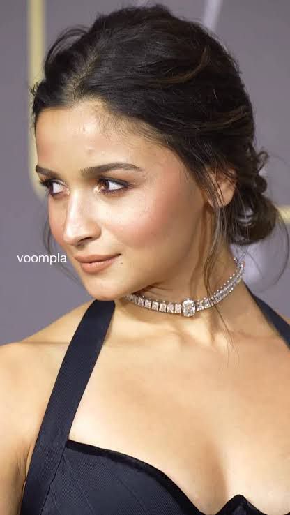 Celebrity Inspired Radiant Square-Cut Diamond Choker Necklace Set with Matching Earrings Bridal Party Wear Indian Necklace Set