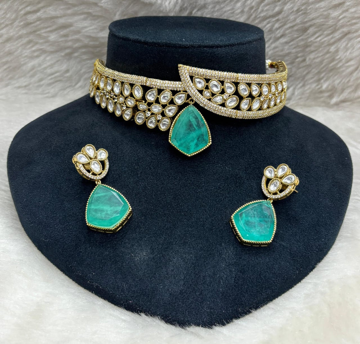 Sabyasachi Royal kundan polki choker earrings set for wedding | Kundan Jewelry | AD Jewelry | Indian Jewelry