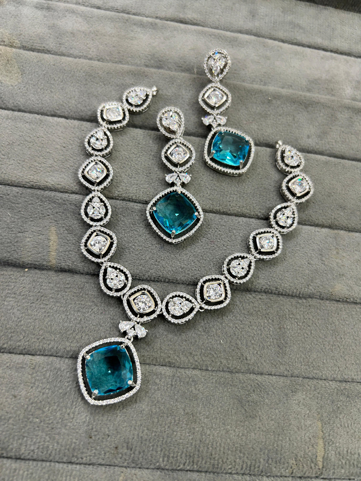 Bollywood Wedding American Diamond Silver Plated Necklace Earring Set