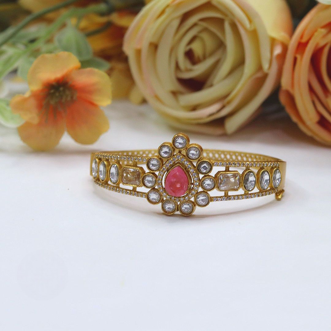 Royal Openable Kundan Polki Kada – Timeless Bridal Elegance