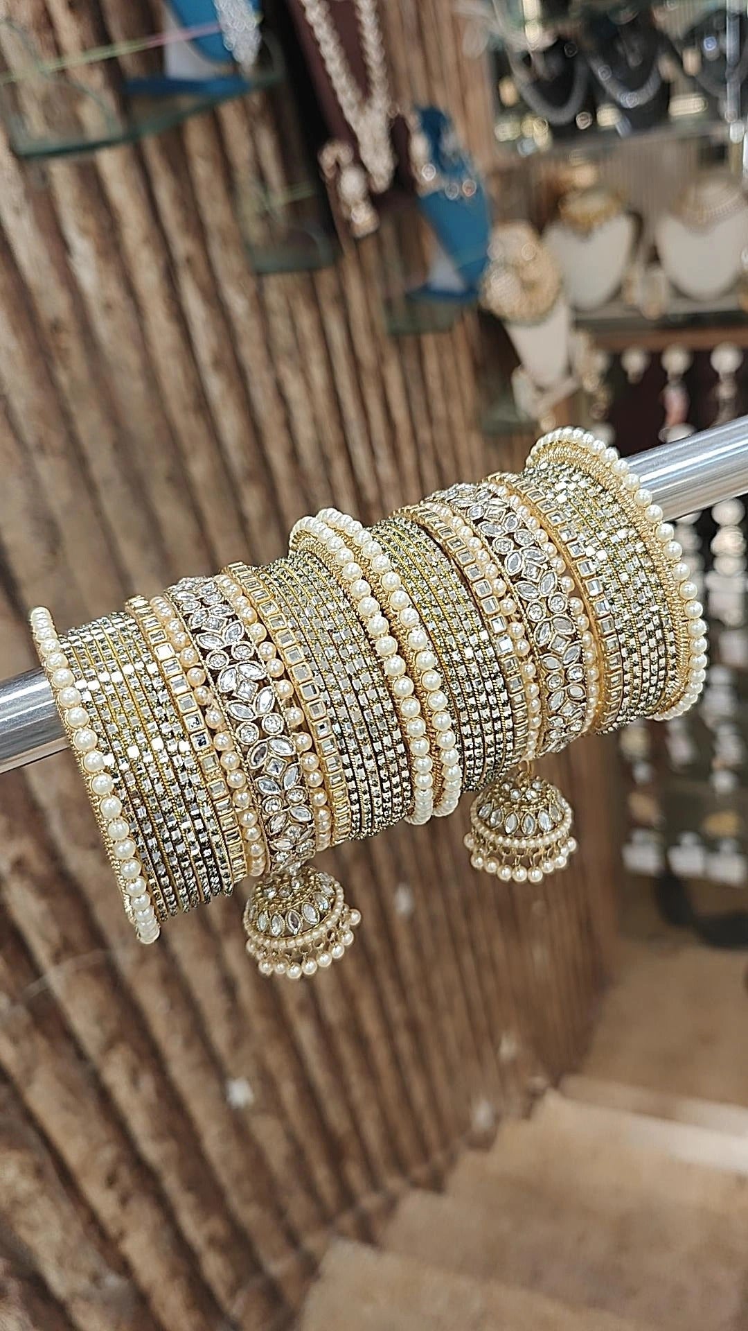 Pakistani Golden Floral Design Bangle Jhumki Set | Indian Bangle Set | Indian Jewelry | Traditional Jewelry