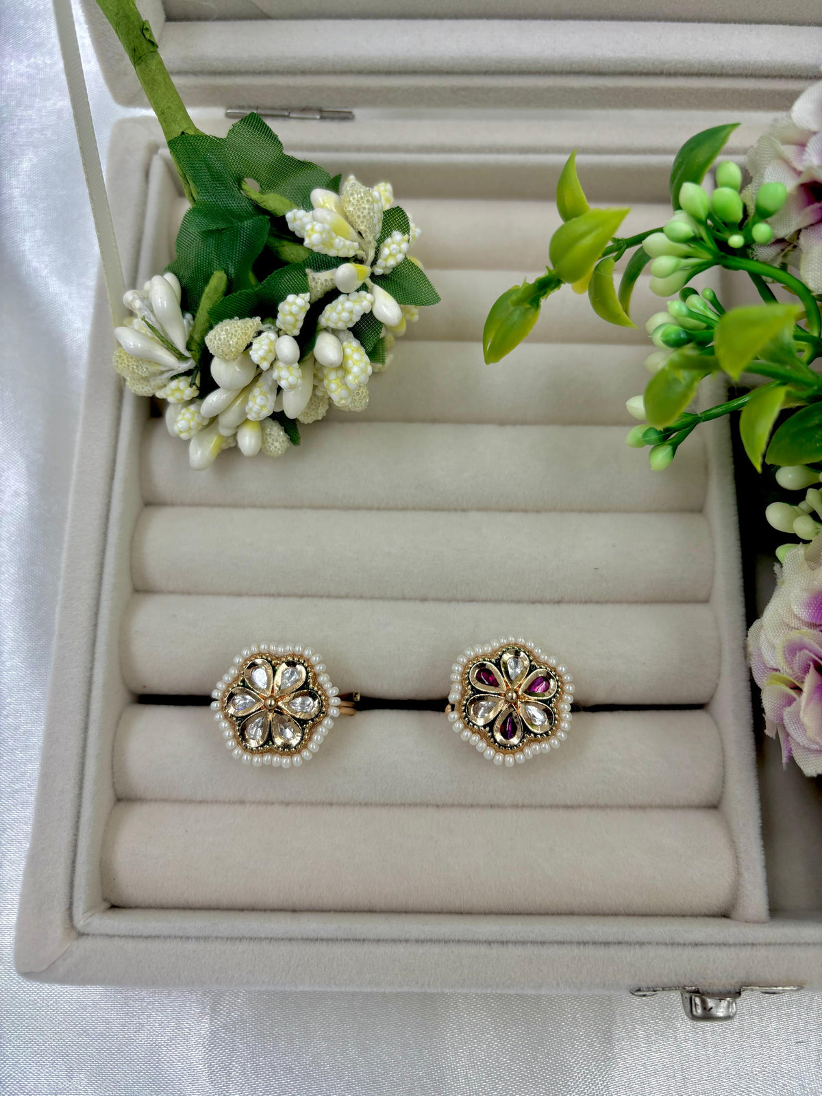 Nat Premium Moissanite Kundan Finger Ring – Adjustable Bridal Jewelry