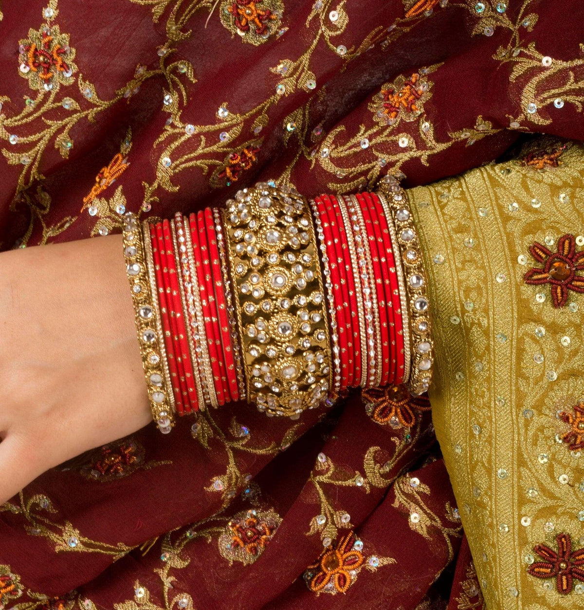 Indian Bangle Set, Bridal Bangles, Thread Dotted Bangles, Traditional Bracelet Wedding Eid Karwachauth Navratri Bollywood Bangle Set