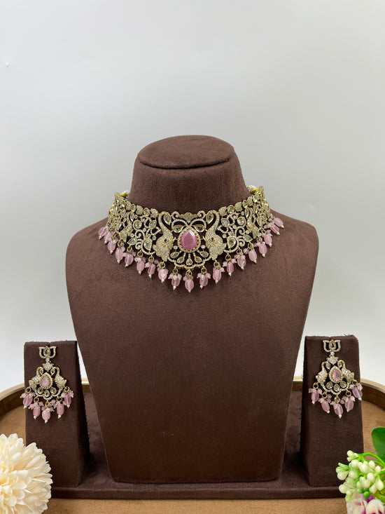 Victorian Inspired Emerald Green Stone Choker Necklace Set