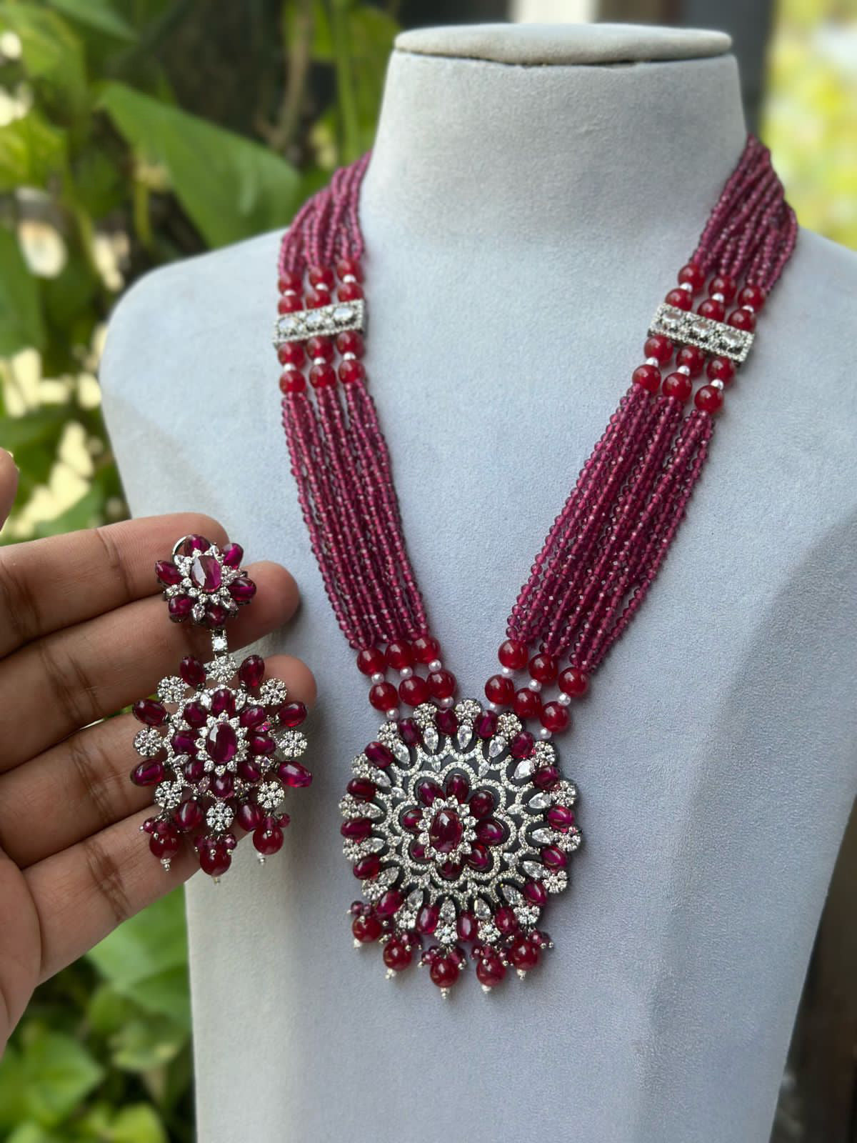 Stunning Shrinkling Dazzel Necklace Earrings Set, Pakistani Multi Layer Necklace Set, Bollywood Detailign Jewelry Set, Bridal Necklace Set
