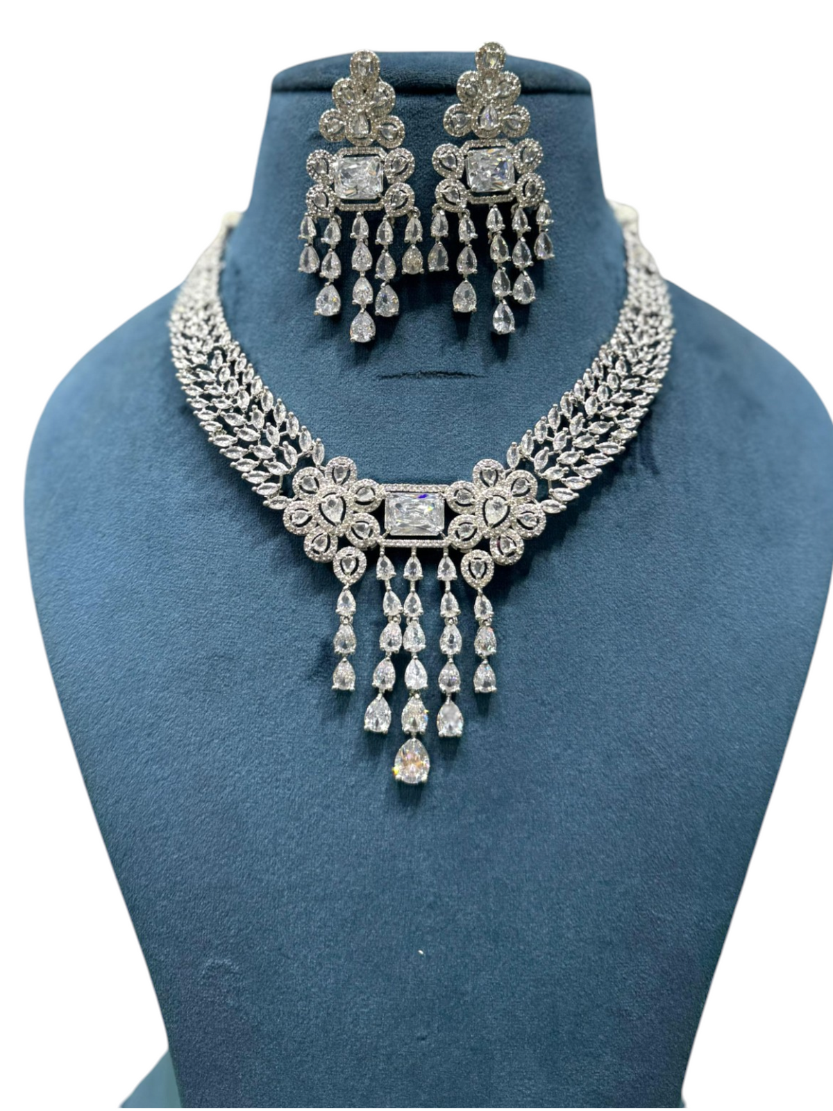 Tripple Layer Flower Design Silver Necklace Earrings Set For Women