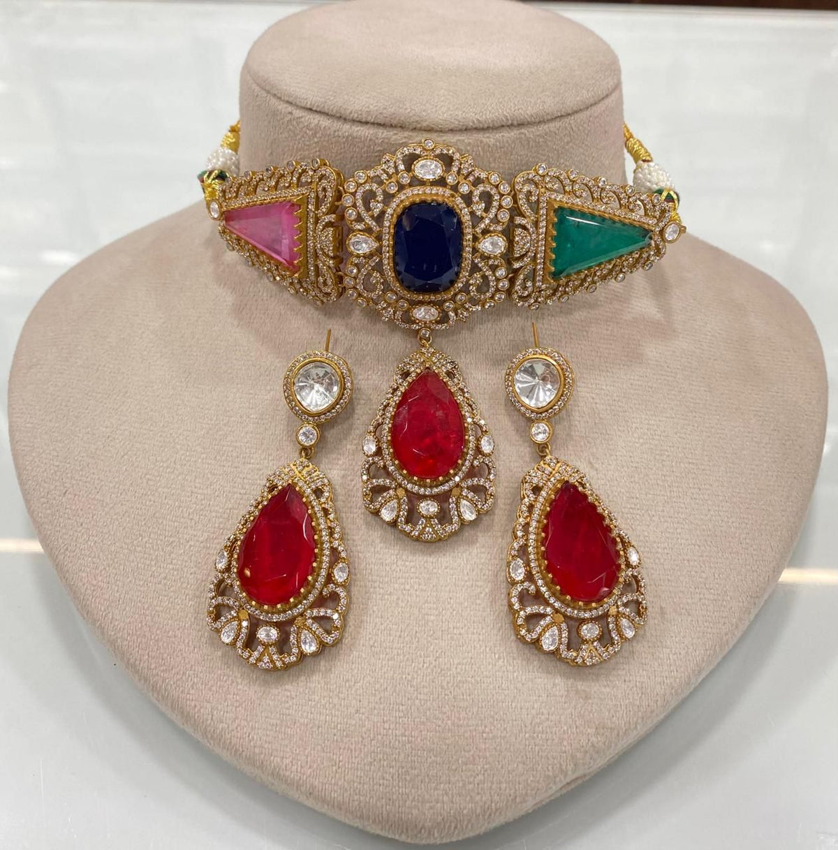 Sparkling Luxurious Polki Choker Drops Earrings Set, Polki Necklace Earrings, Indian Bridal Jewelry, Polki Statement Wedding Set, Polki Bridal Necklace Set, Polki Jewelry Set, Polki Choker Set, Polki Earrings Set