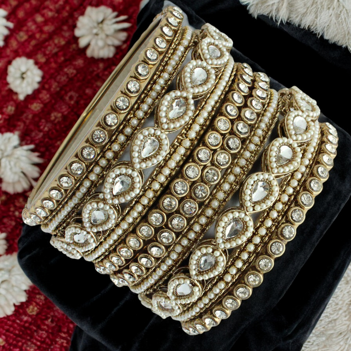 Bollywood Actress Inspired Pearl Chooda Bangles Set, Bollywood Kundan Bangles, Kundan Jewellery, Pearl Bangles Set, Bridal Jewellery Set