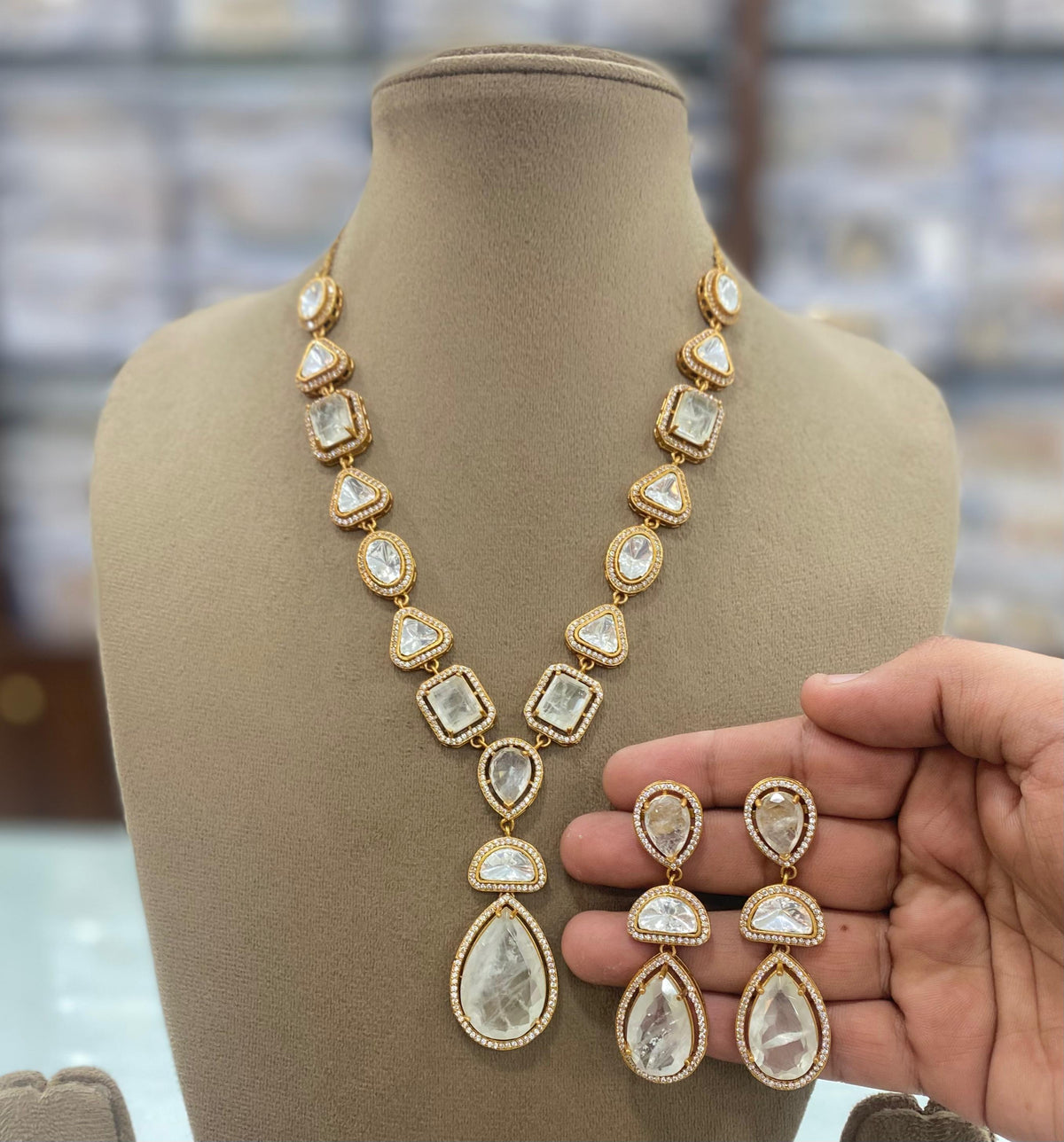 Teardrop Polki Statement Necklace Earrings Set, Teardrop Polki Jewellery, Teardrop Necklace Set, Polki Celebrities Jewellery