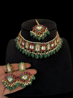 Intricate Green Polki Choker Earrings Mangtika Set, Indian Polki Choker Set, Bridal Mangtika Jewelry Set, Polki Earrings Set, Bollywood Polki Jewelry