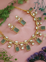 Emerald Elegance Polki Stones Indian Choker Earrings Set, Indian Polki Jewelry Set, Wedding Polki Jewelry Set, Pakistani Handmade Polki Jewelry