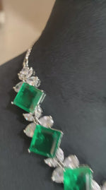 Exquisite Emerald Green Diamond Necklace Set – Royal Elegance